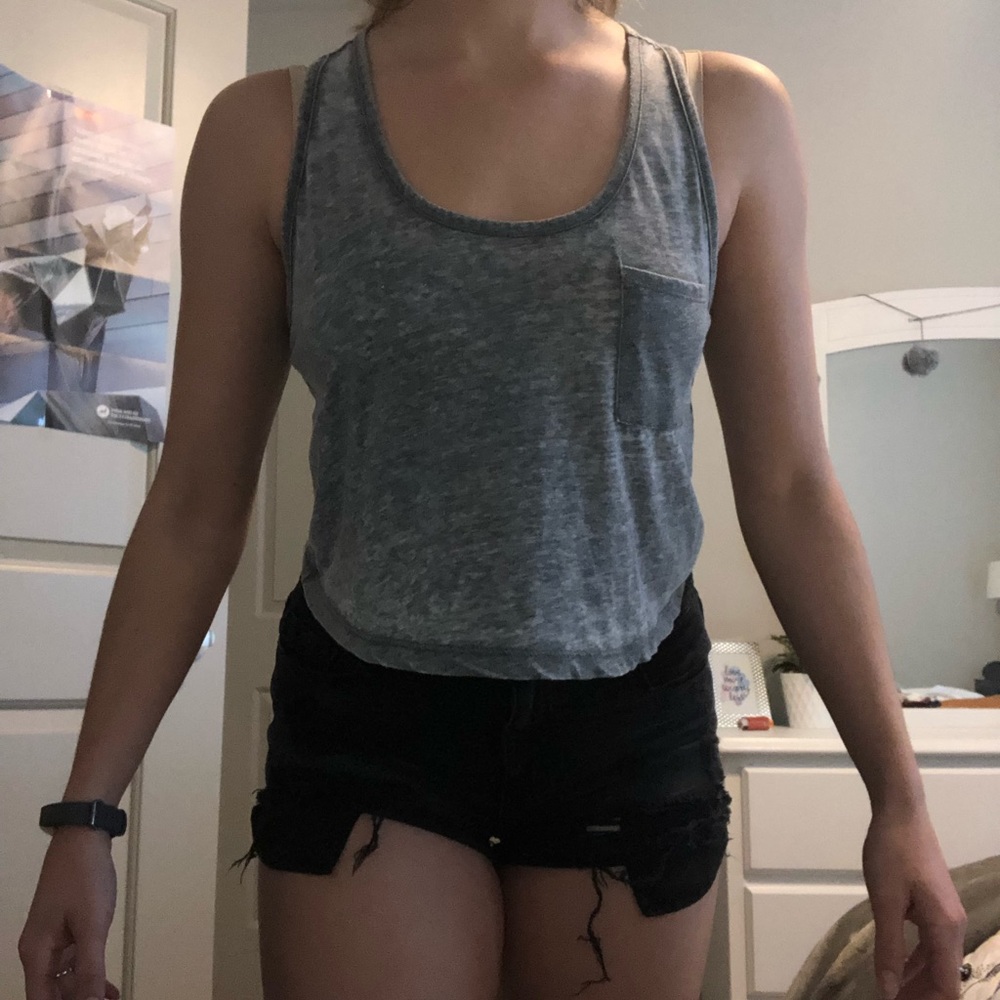 Cropped Tank Top